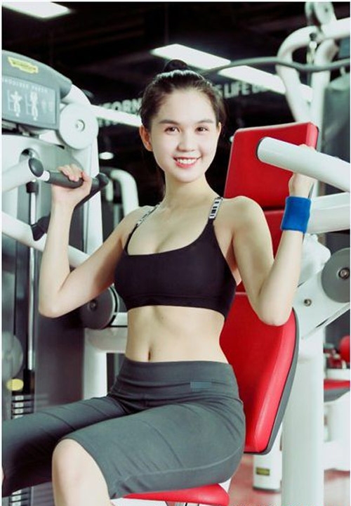 Bestie ngoc trinh