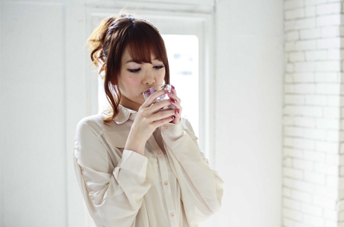 Bestie uong nuoc