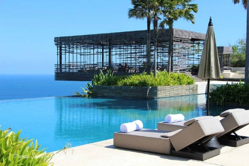 Resort xa hoa ở Bali được nhiều sao Hoa ngữ chọn tổ chức hôn lễ