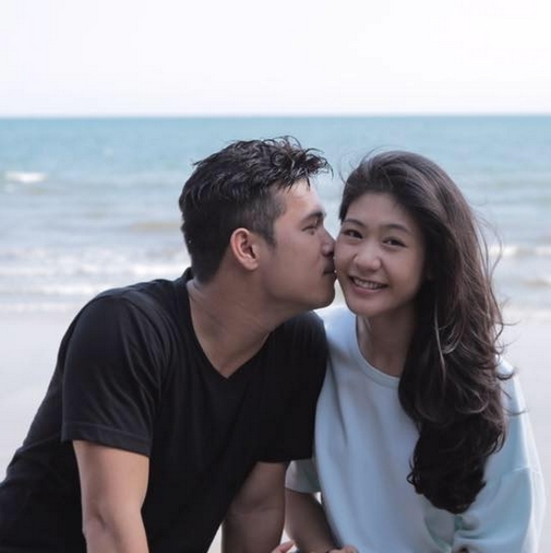 bestie nu co truong 15