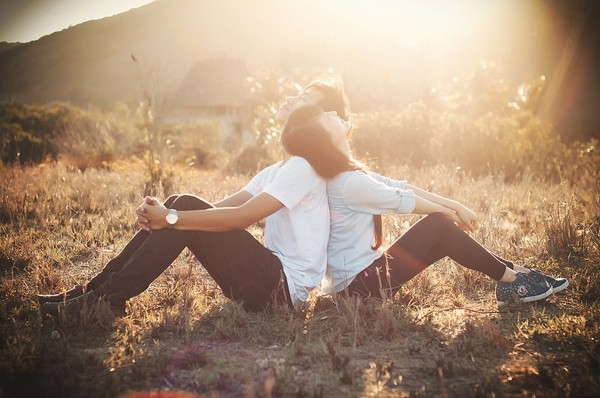 11 tính cách của phụ nữ khiến đàn ông "yêu thương" bạn mãi mãi