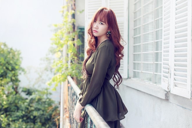 Nữ ca sĩ 31 tuổi hiện hạnh phúc bên người yêu - Trấn Thành. Những lần xuất hiện chung của họ luôn tạo hiệu ứng với dư luận.