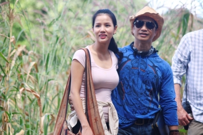 Khi bà xã trở thành "hậu phương vững chắc" của đạo diễn Việt