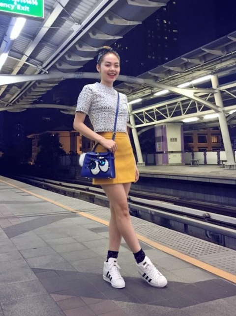 Ở tuổi 28, những gì mà Minh Hằng đạt được khiến không ít người phải ngưỡng mộ. Không quá khi nói Minh Hằng là một trong những nữ đại gia thành đạt trong showbiz Việt.