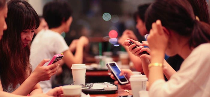 Bestie-nghien-smartphone
