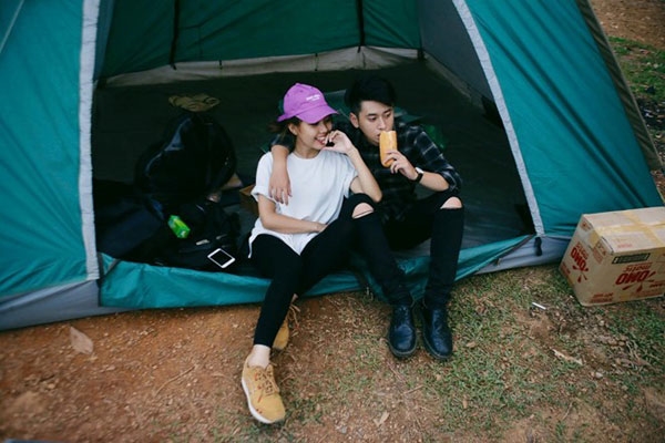 4 cặp đôi "yêu lâu không chán" trong giới hot teen Việt