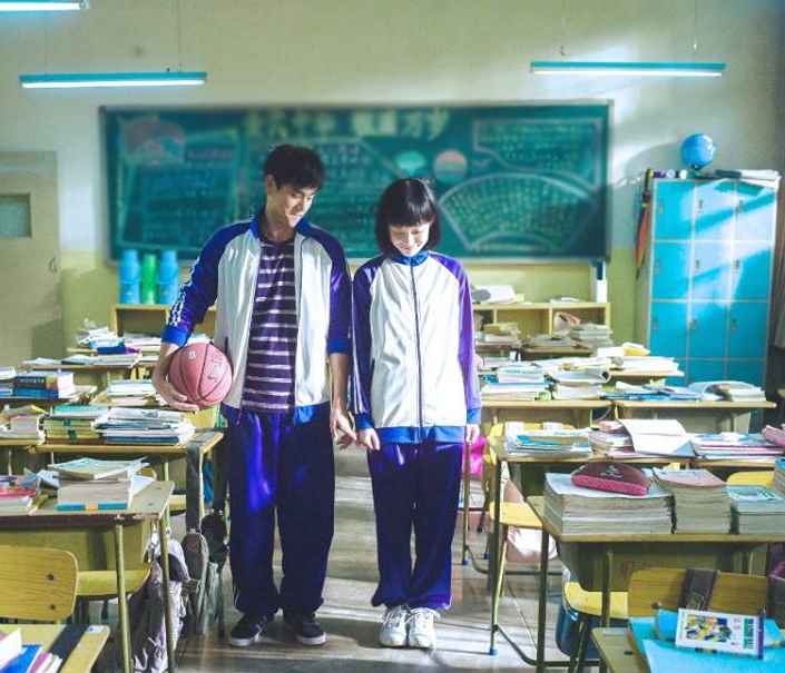 10 biểu hiện không thể chối cãi chắc chắn bạn đang yêu thầm "người ta"