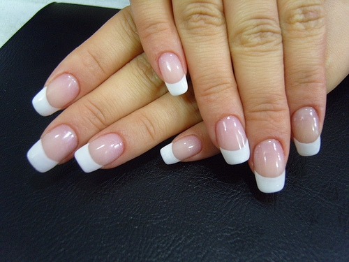 Bestie-mau-nail