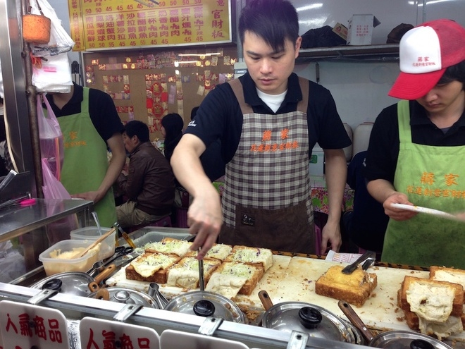 bestie banh mi quan tai 3