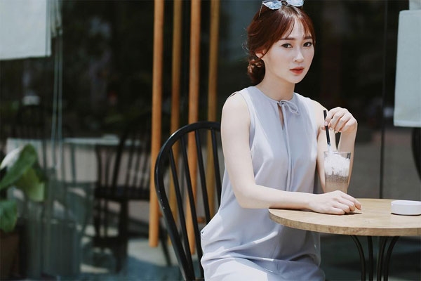 Gần đây SunHt càng được chú ý nhiều hơn khi là bạn gái của anh chàng Phở.