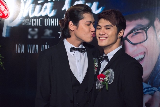 Lâm Vinh Hải phủ nhận chia tay vợ vì lý do giới tính hay bị hào quang showbiz làm thay đổi.