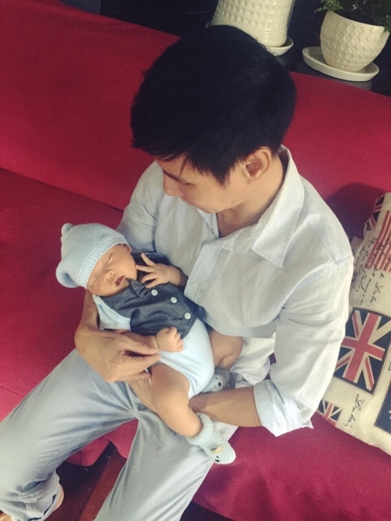 Thời gian này, giảm tần suất xuất hiện ở các sân khấu, để tập trung vào việc viết kịch bản cho bộ phim Lật Mặt 3. Dự kiến 2 tháng nữa phim sẽ chính thức được bấm máy.