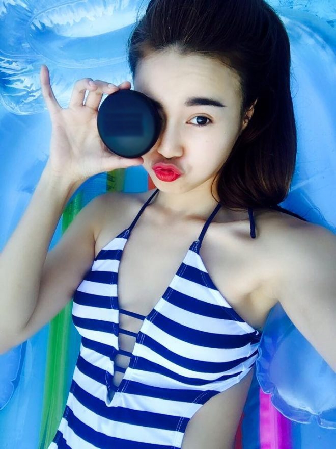 Nàng Cám Ninh Dương Lan Ngọc cũng khiến fans phát sốt với loạt ảnh nóng bỏng và vô cùng vẫn dễ thương.