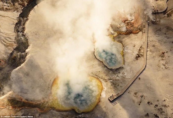 bestie The Grand Prismatic Spring 2