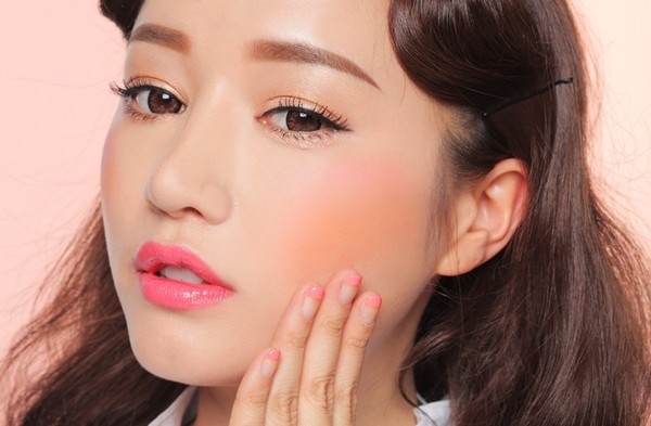 Bestie-trang-diem-ngay-mua