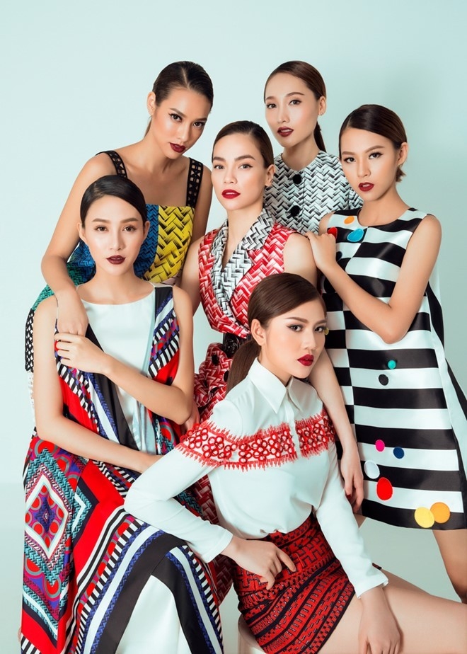 Hồ Ngọc Hà thể hiện tốt vai trò của một người thầy khi giúp học trò của mình giành được vị trí quán quân The Face Việt Nam mùa đầu tiên.