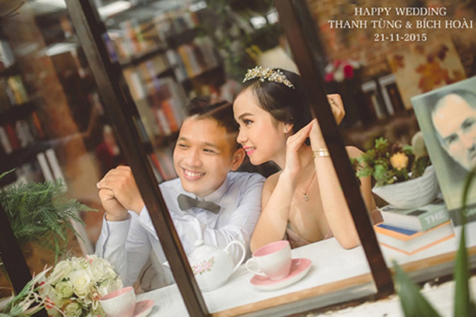Khoảnh khắc yêu thương của những mối tình thầy trò