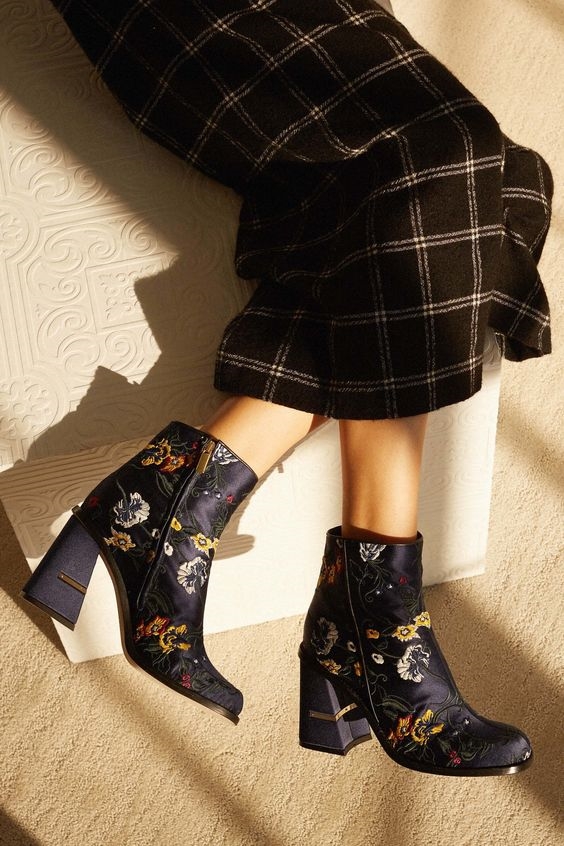 Bestie-boots-mua-dong