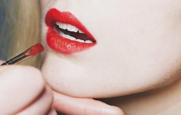 5 tính cách mà mọi cô gái nên có để giữ chân người mình yêu