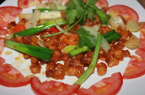 'Chay nuoc dai' voi 3 mon thom ngon, gion san sat tu sun ga