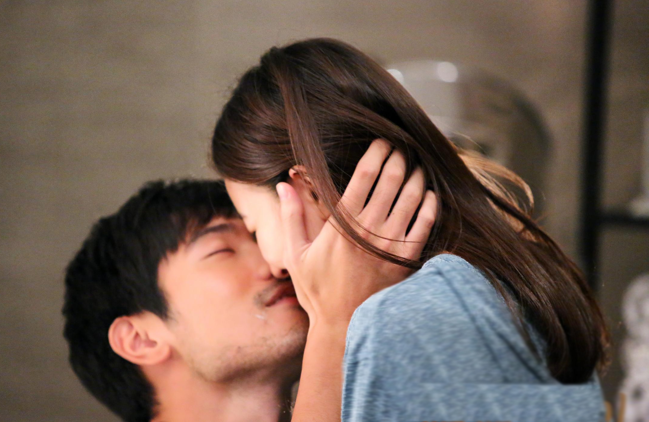 Đừng vội vàng lấy nhau chỉ vì yêu nhau