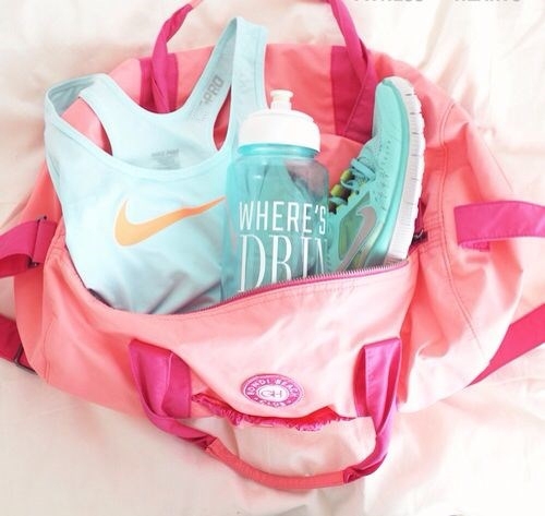 Những món đồ không thể thiếu tại phòng gym của những cô nàng năng động