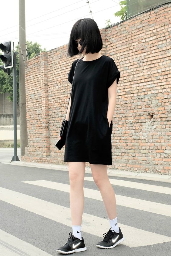 Muon mac chat khong phai nghi, cac nang can sam ngay 7 mau ao thun nay