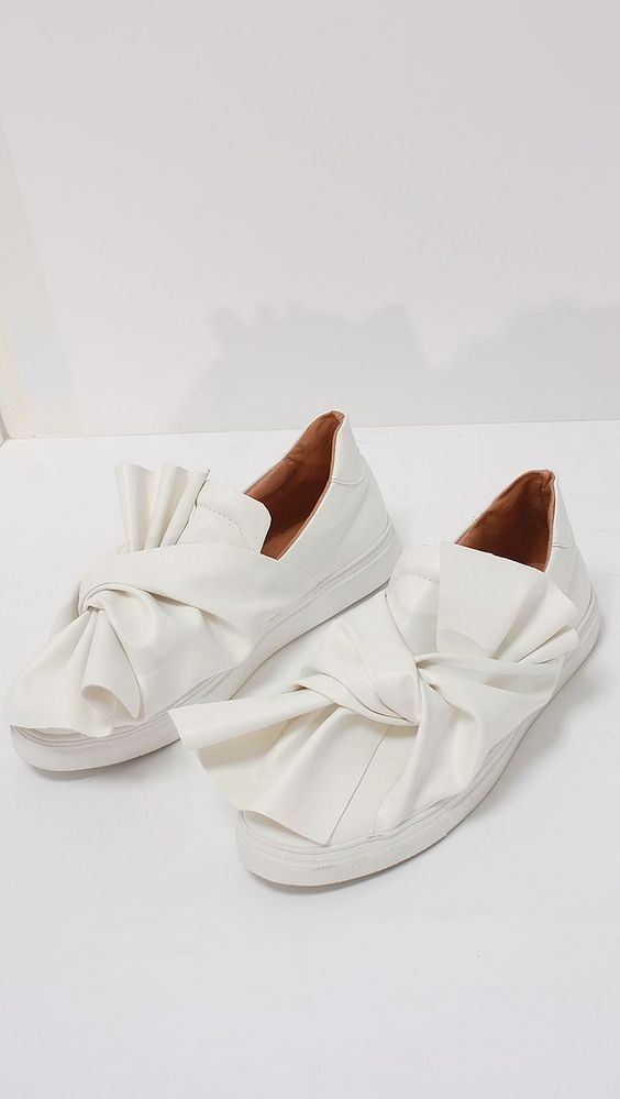 bestie giay sneaker dep 23