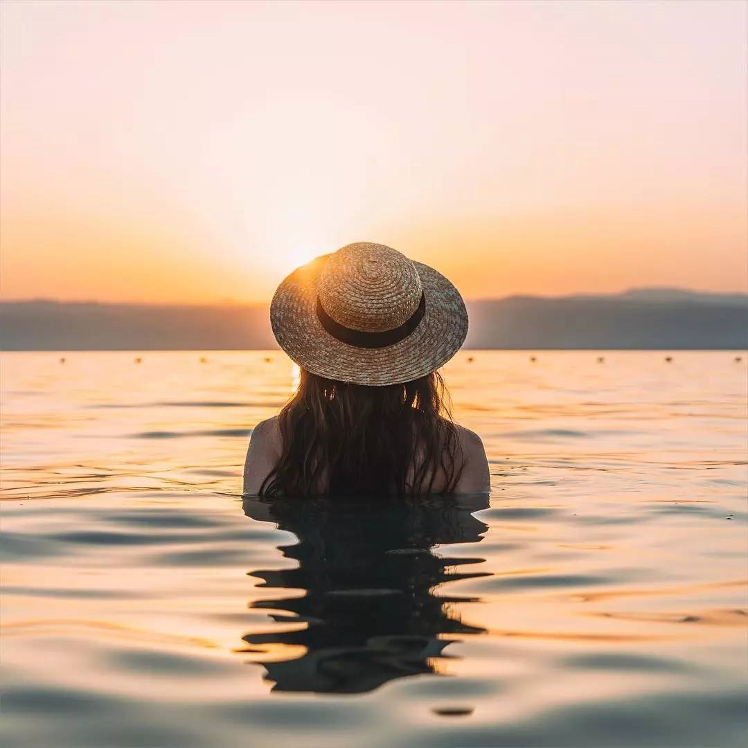 Đừng phí hoài tuổi trẻ vì những người không đáng