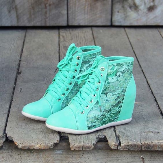 bestie giay sneaker dep 10