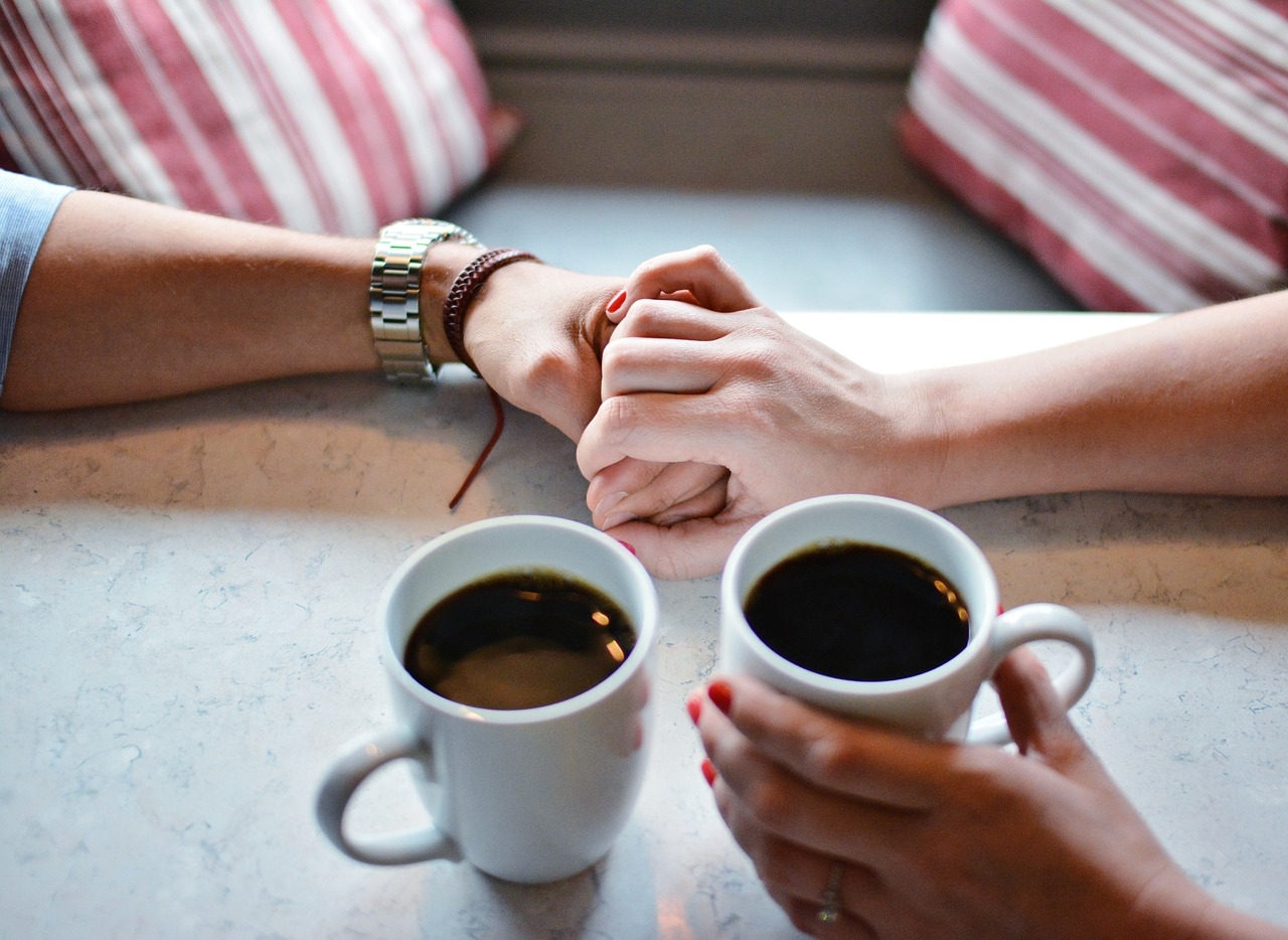 Đừng lo nghĩ quá nhiều vấn đề được hay mất, yêu được thì cứ yêu đi!