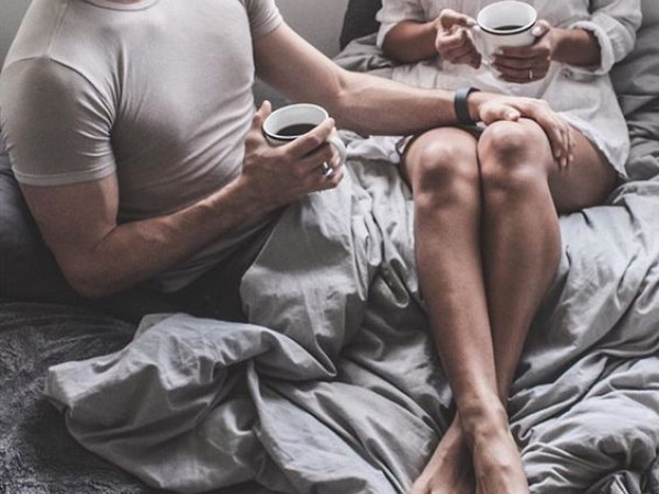 5 điều mà các cặp đôi nên làm khi thức dậy để thấy hạnh phúc cả ngày