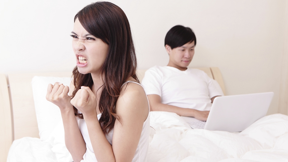 9 điều kì quặc mà người ta có thể làm sau khi kết thúc "cuộc yêu"