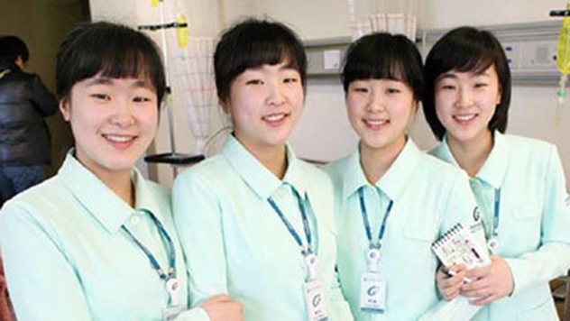 bestie-nhung-chuyen-that-nhu-dua-ve-cac-cap-song-sinh