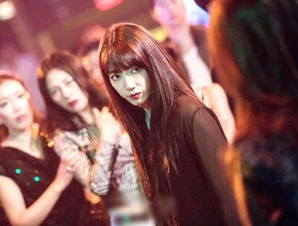 bestie-quy-goi-truoc-top-4-chi-dai-khien-ai-nay -deu-ne-so.jpg3