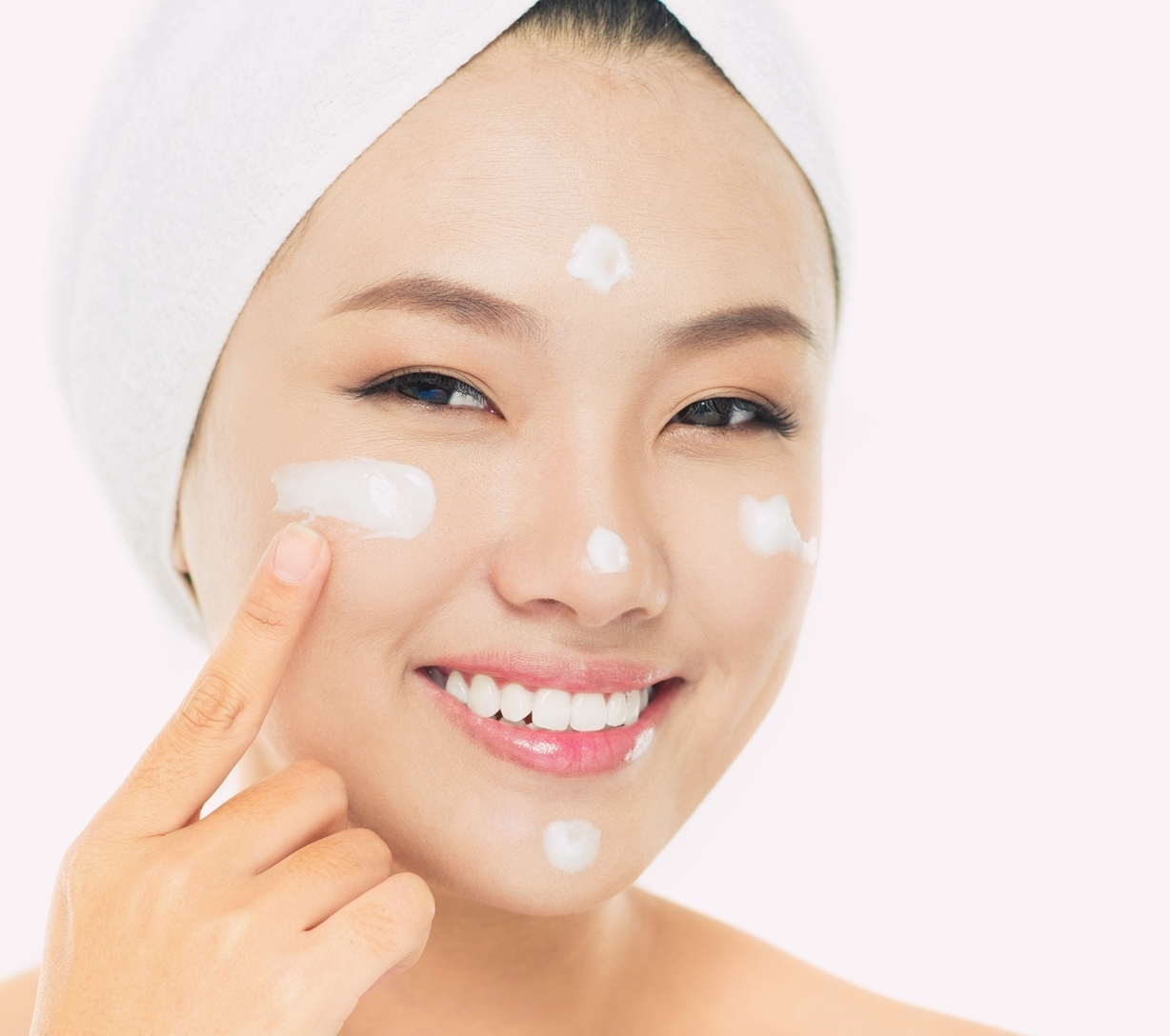 4 cách dưỡng da đơn giản dành riêng cho