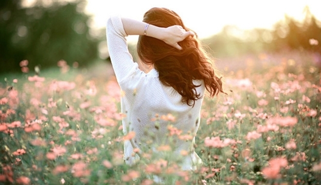 Đàn bà lí trí khi độc thân nhưng khi yêu lại quá yếu lòng...