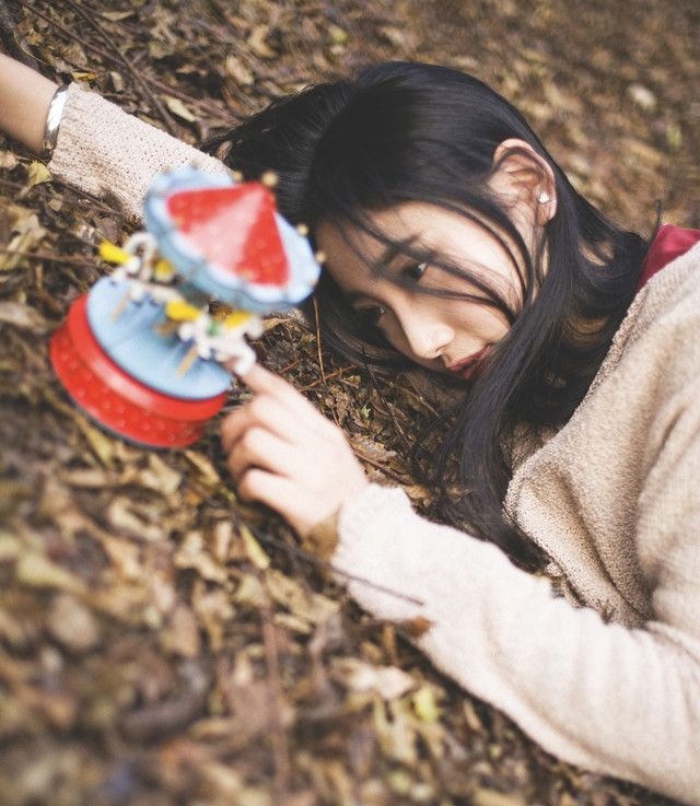 Có lẽ chúng ta nên tha thứ cho quá khứ của nhau...
