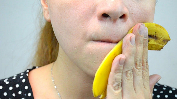 v