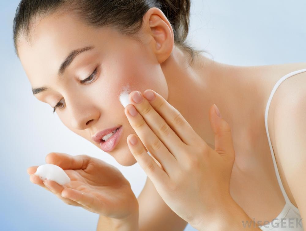 10 sai lầm cơ bản biến công lao dưỡng da của chị em thành