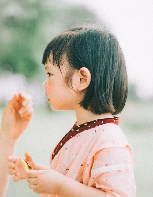 Chẳng cần đâu xa, Việt Nam cũng có em bé má "bánh bao" xinh xắn đáng yêu thế này