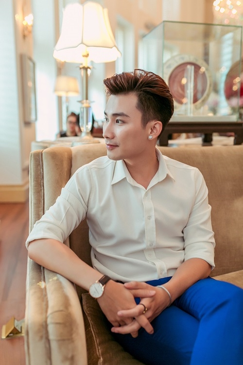 bestie goc nghieng than thanh cua sao nam viet