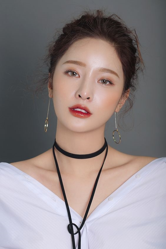 Bestie - phong cach trang diem Han Quoc 2