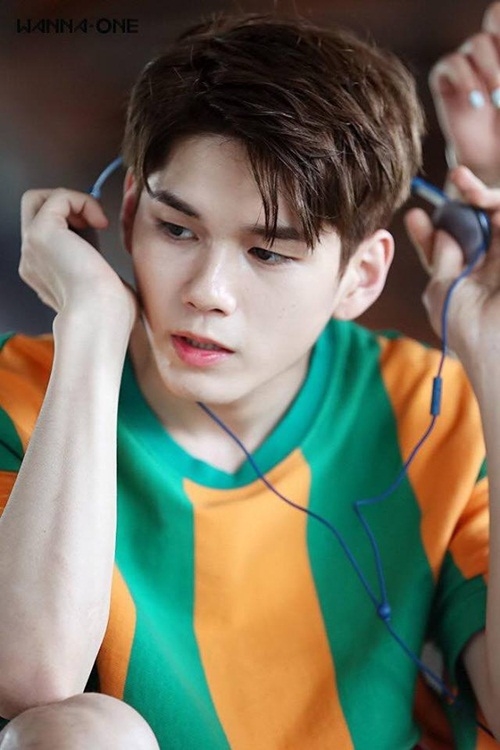 bestie Idol thich hop lam model
