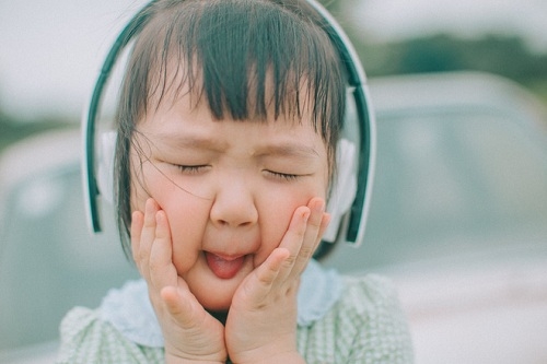Chẳng cần đâu xa, Việt Nam cũng có em bé má "bánh bao" xinh xắn đáng yêu thế này