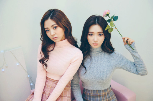 bestie-gap-lai-ban-cu