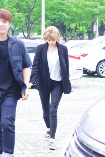 bestie idol mac vest