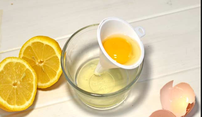 Những bí kíp làm mờ sẹo mụn ngay trong tủ lạnh của bạn