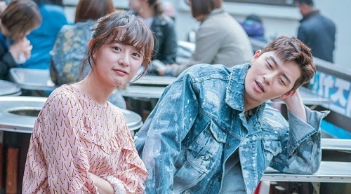 Những bộ phim Hàn giúp bạn "lên dây cót tinh thần" vượt qua những ngày u ám