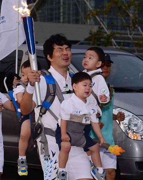 Loạt nhóc tì cực đáng yêu nhà sao Hàn "đốn tim" fan ngay từ cái nhìn đầu tiên